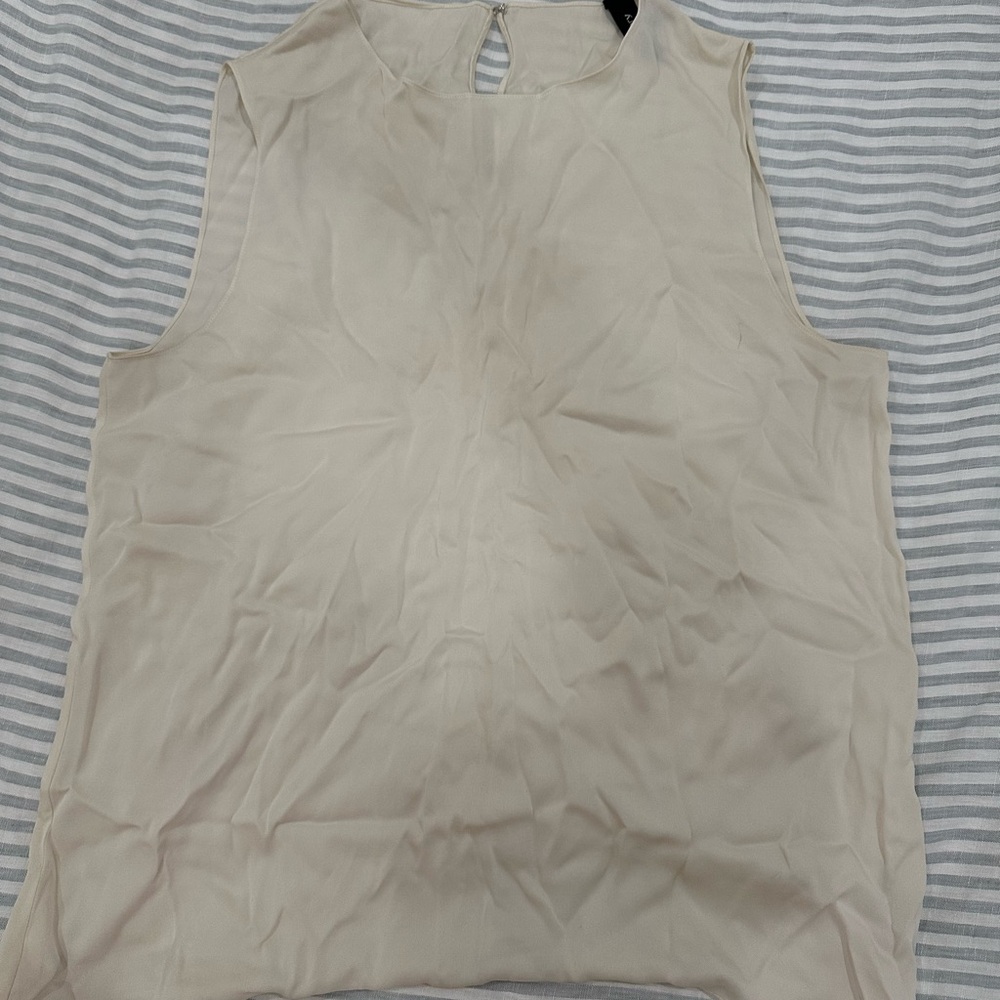Theory cream shell top
